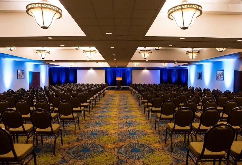 Doubletree By Hilton Hotel Portland