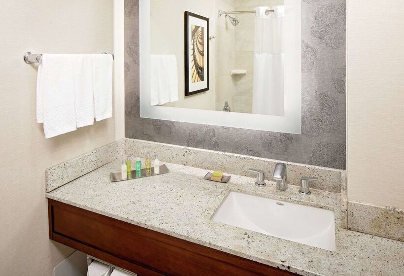 Doubletree Hotel South Bend