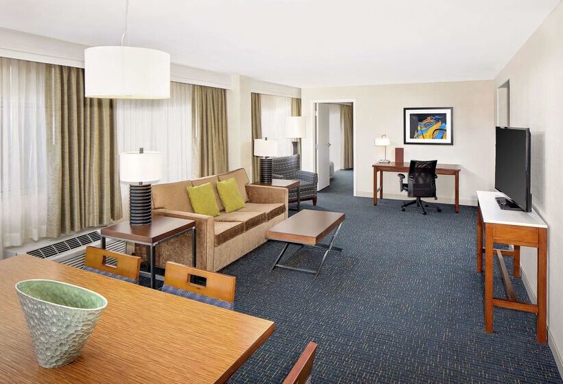 Doubletree Hotel South Bend