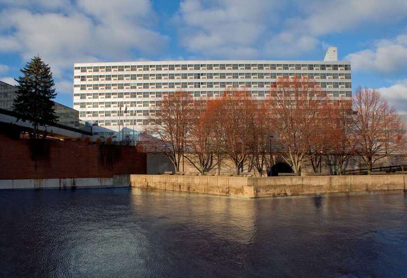 Doubletree Hotel South Bend