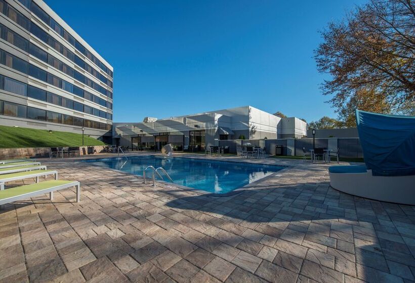 호텔 Doubletree By Hilton Winston Salem University