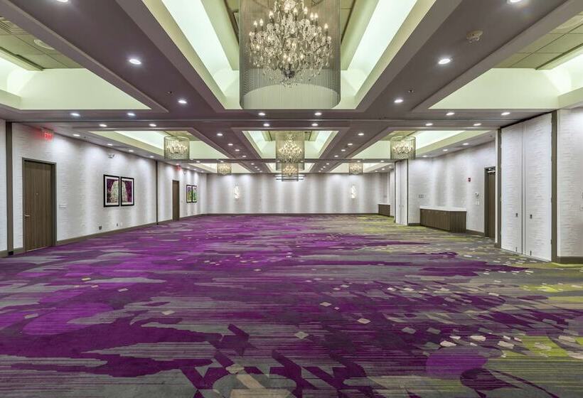 호텔 Doubletree By Hilton Winston Salem University