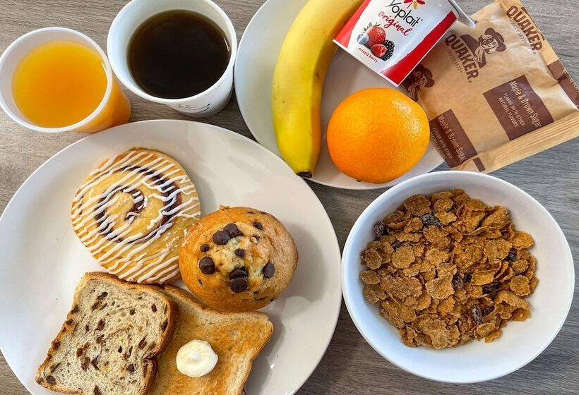 فندق Econo Lodge Cartersvilleemerson Lake Point