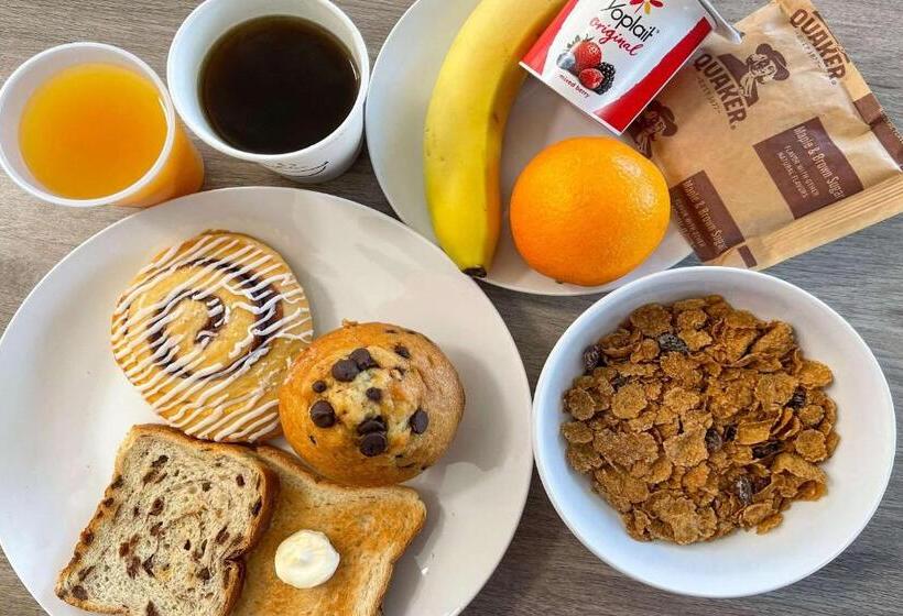 فندق Econo Lodge Cartersvilleemerson Lake Point