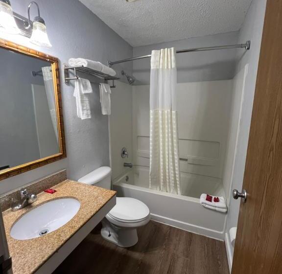 בית מלון כפרי Economy 7 Inn   Norfolk