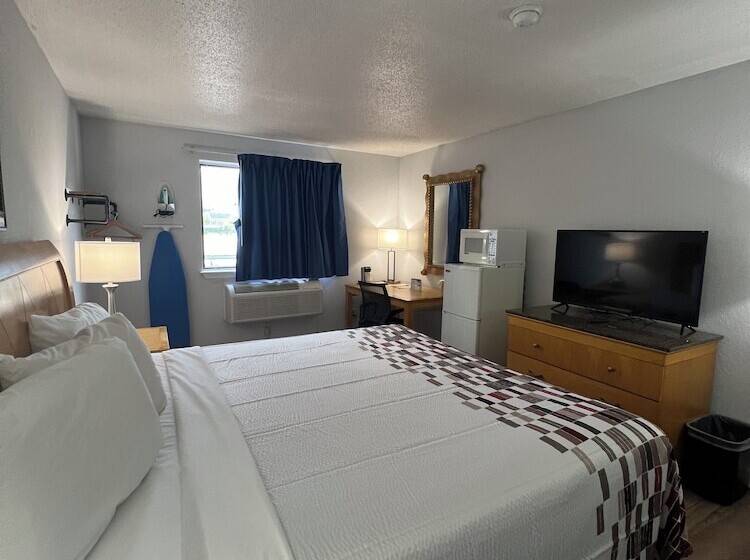 ホテル Economy 7 Inn   Norfolk