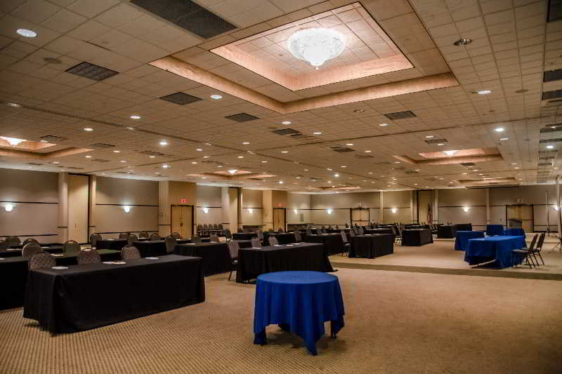 Eisenhower Hotel And Conference Center