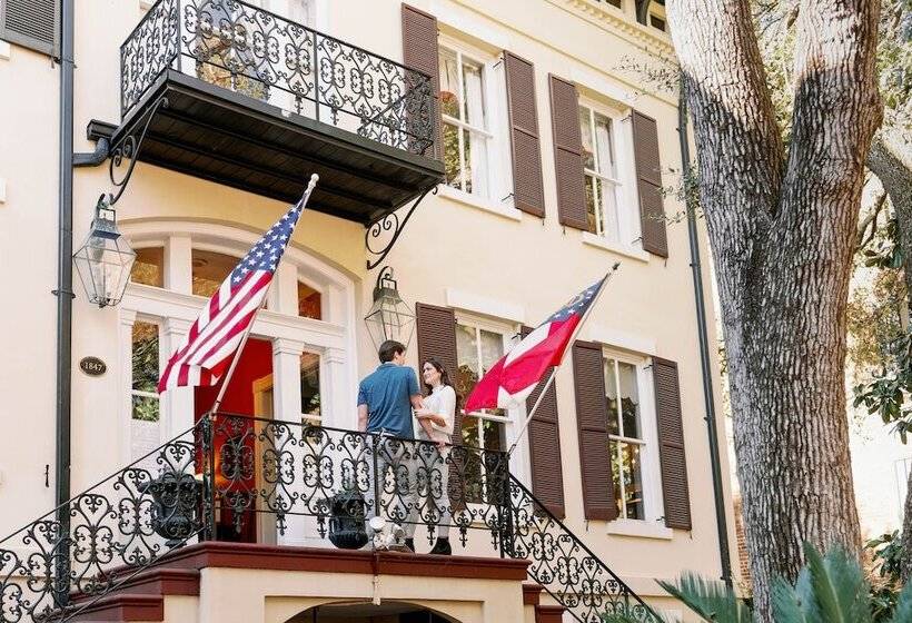 בית מלון כפרי Eliza Thompson House, Historic Inns Of Savannah Collection