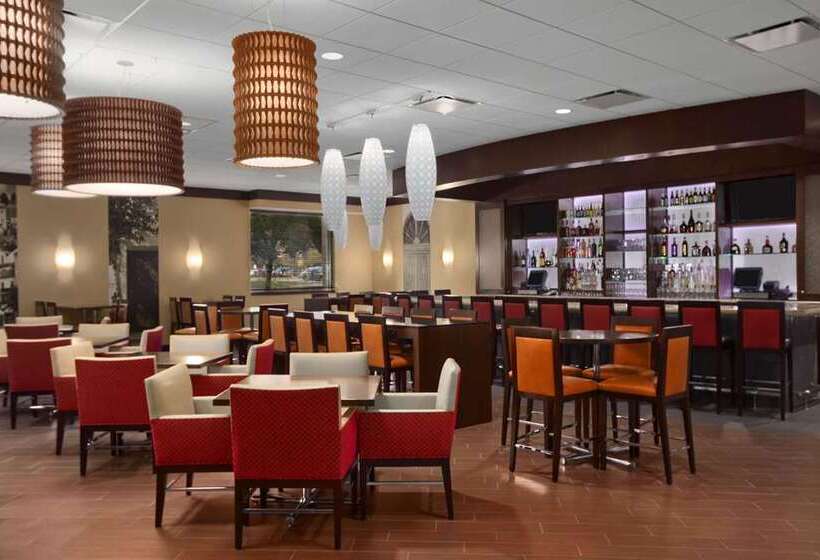 בית מלון כפרי Embassy Suites By Hilton Chicago O Hare Rosemont
