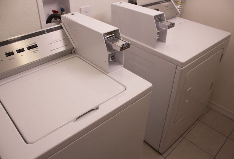 فندق Fairbridge Inn & Suites   Lewiston