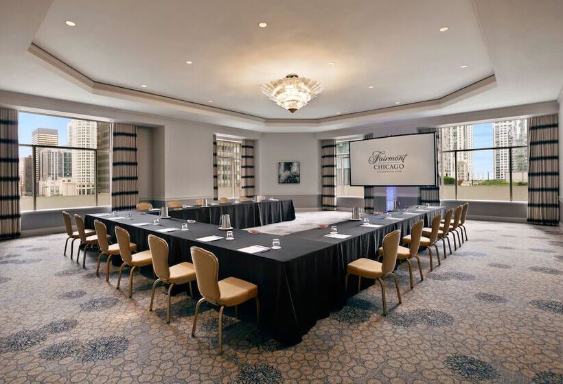 فندق Fairmont Chicago Millennium Park