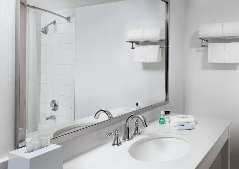 酒店 Four Points By Sheraton Bakersfield