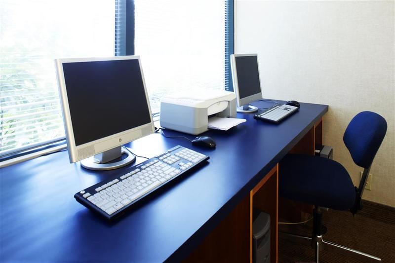 בית מלון כפרי Four Points By Sheraton Charlotte