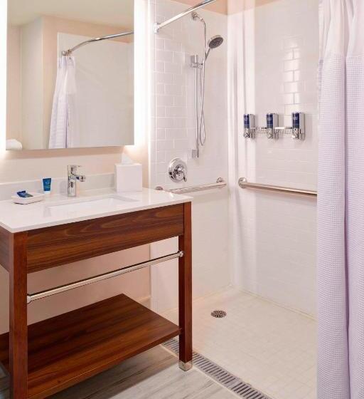 فندق Four Points By Sheraton Detroit Novi