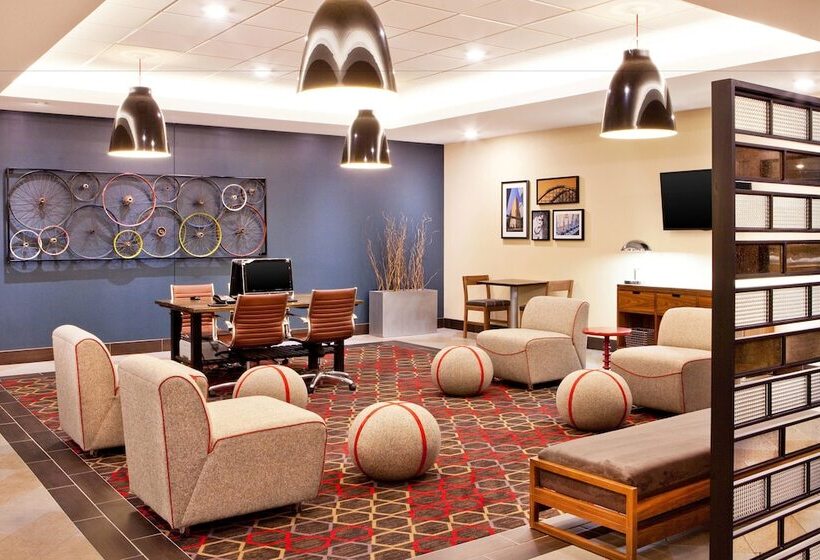 Отель Four Points By Sheraton Saginaw