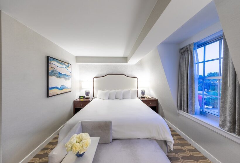 Отель The Georgetown Inn