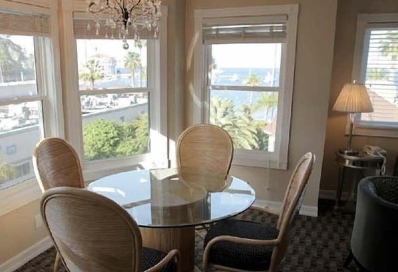 호텔 Glenmore Plaza