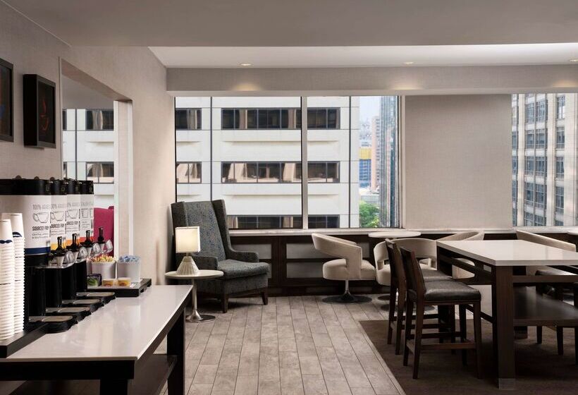 هتل Hampton Inn Chicago Downtown/magnificent Mile