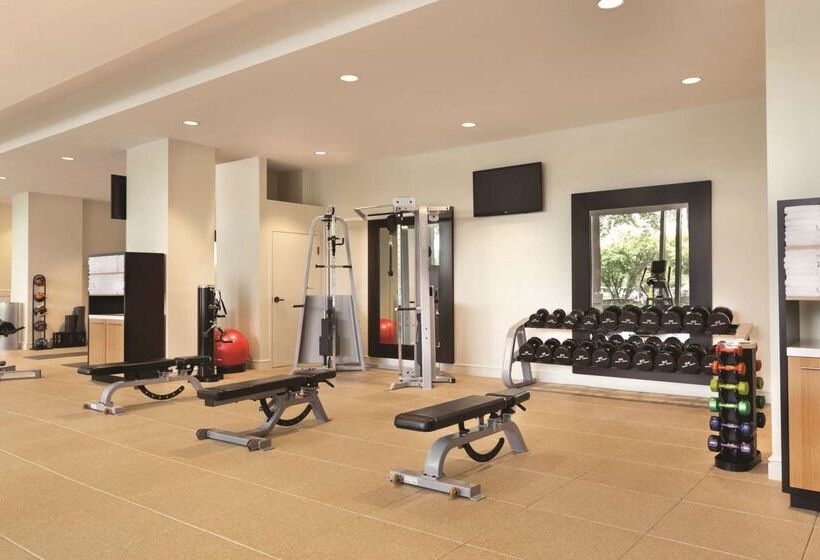 فندق Hilton Boston Logan Airport