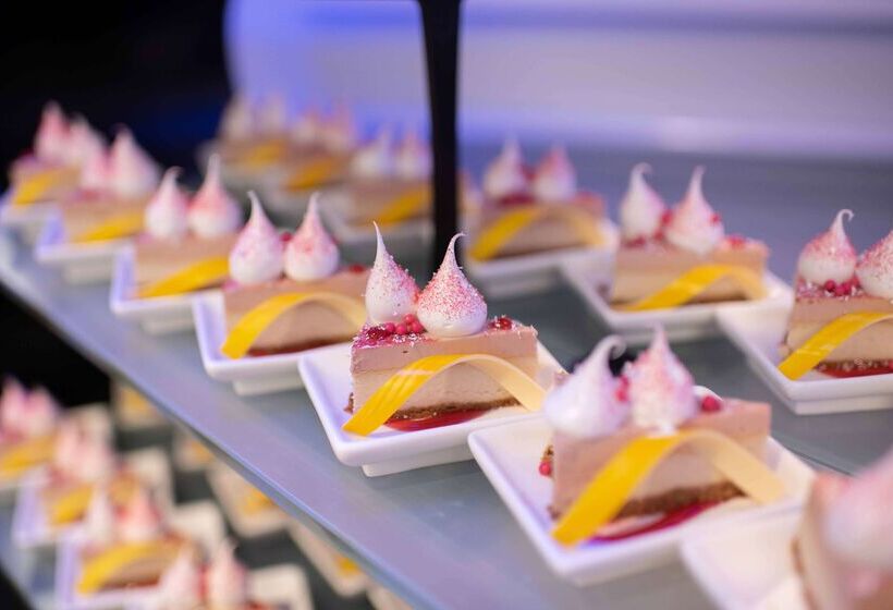 בית מלון כפרי Hilton Chicago