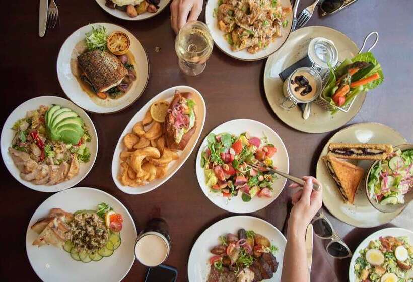 בית מלון כפרי Hilton Chicago