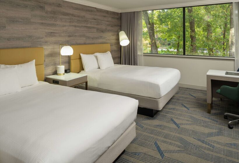 هتل Hilton Durham Near Duke University