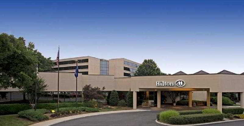 בית מלון כפרי Hilton Durham Near Duke University