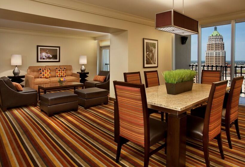 호텔 Hilton Palacio Del Rio