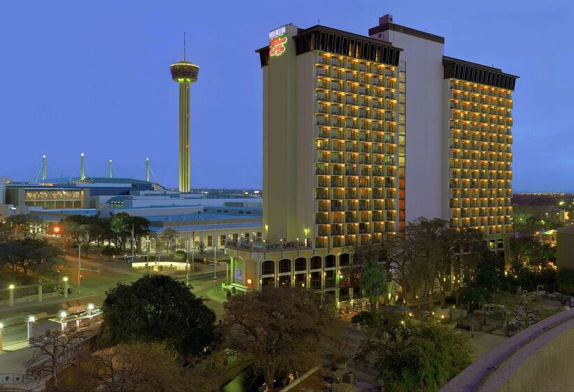 هتل Hilton Palacio Del Rio