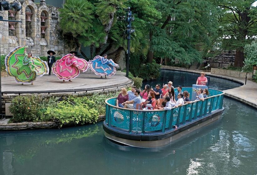 호텔 Hilton Palacio Del Rio