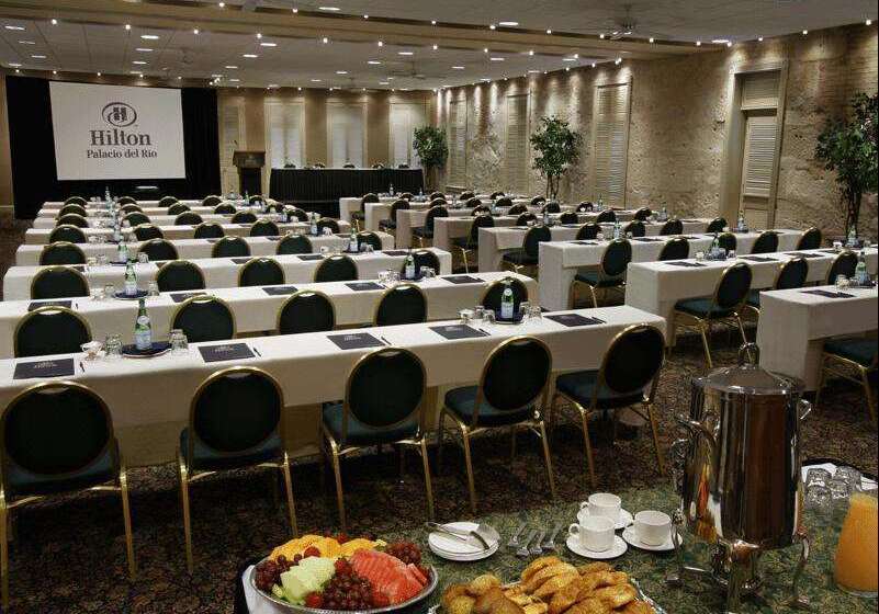 호텔 Hilton Palacio Del Rio