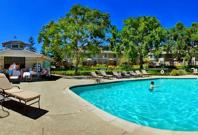 בית מלון כפרי Hilton Sonoma Wine Country