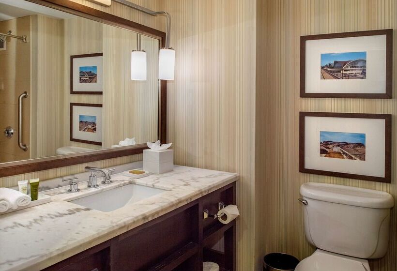 ホテル Hilton St. Louis Airport