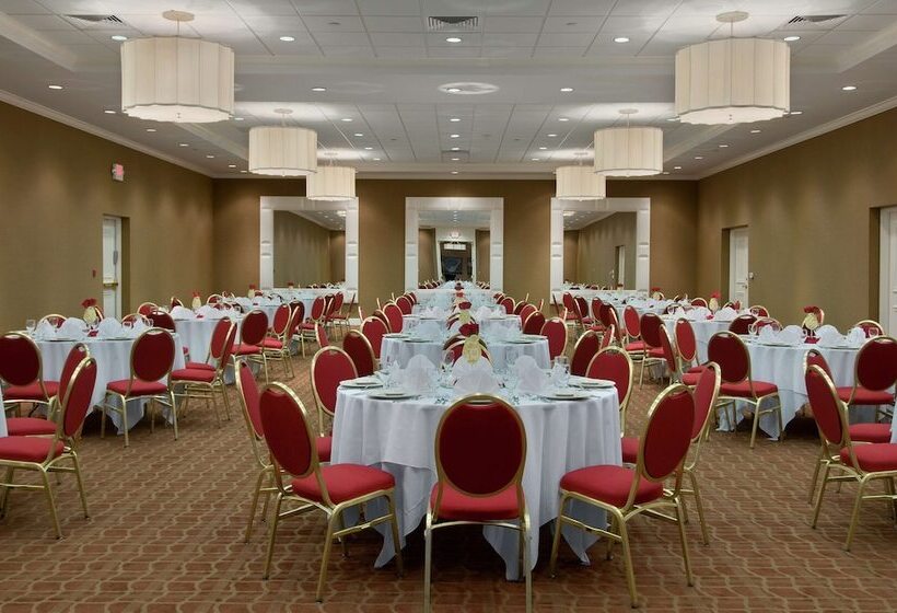 ホテル Hilton St. Louis Airport