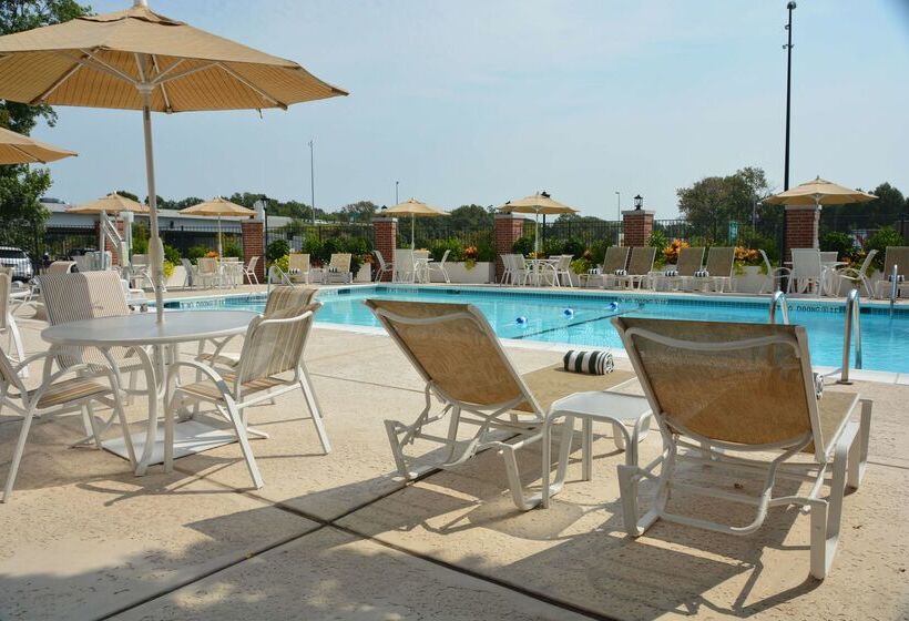 בית מלון כפרי Hilton St. Louis Frontenac