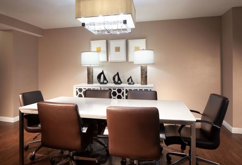 ホテル Hilton St. Petersburg Bayfront