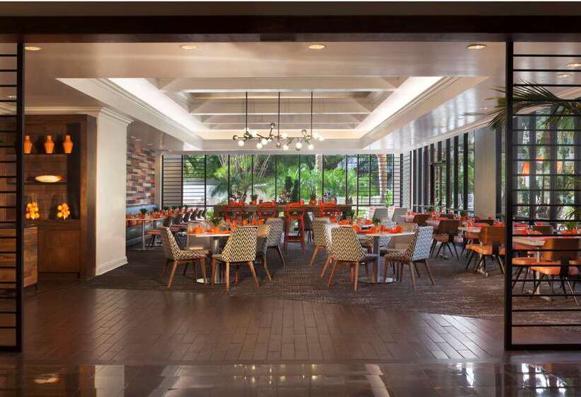 ホテル Hilton St. Petersburg Bayfront