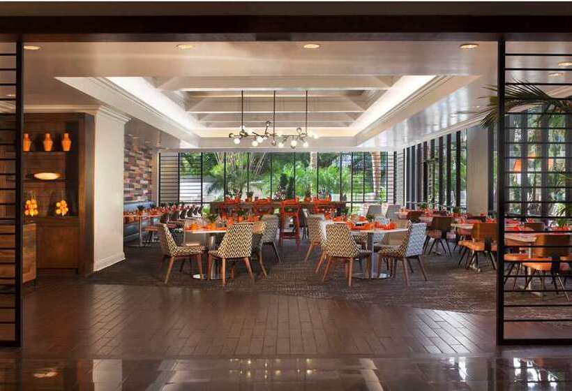 ホテル Hilton St. Petersburg Bayfront