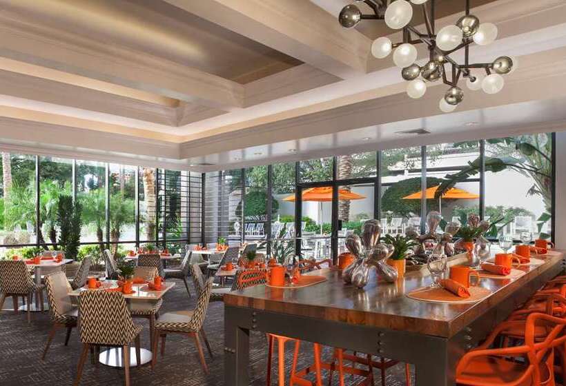 ホテル Hilton St. Petersburg Bayfront