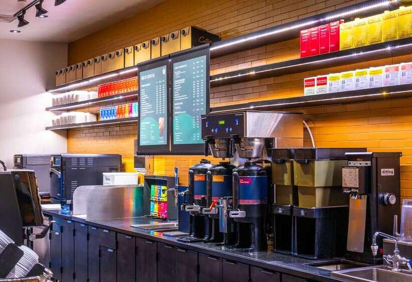 ホテル Hilton St. Petersburg Bayfront