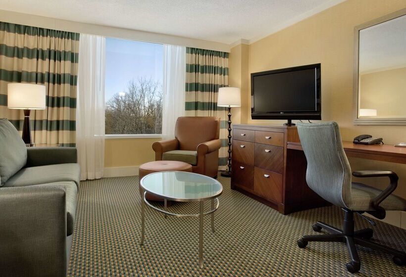 Hilton Stamford Hotel & Executive Meeting Center