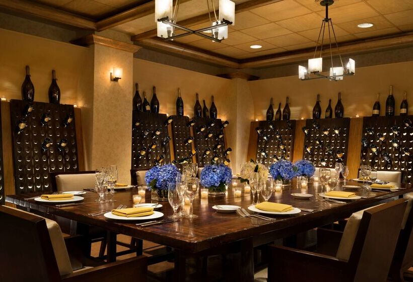 Hilton Stamford Hotel & Executive Meeting Center