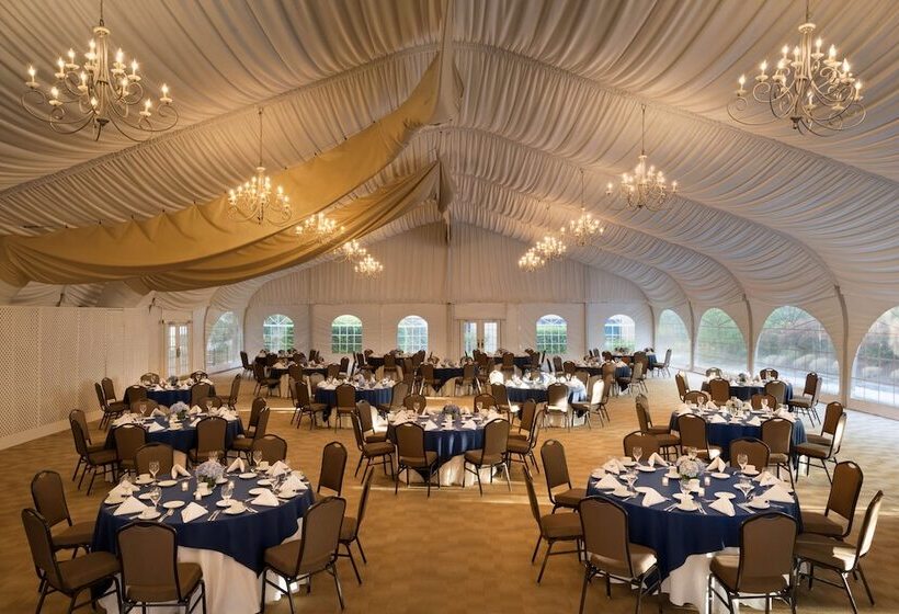 Hilton Stamford Hotel & Executive Meeting Center