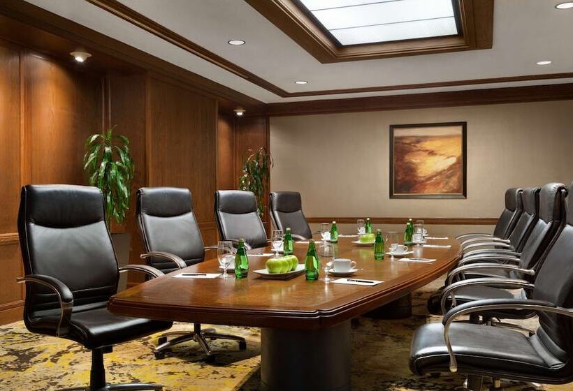 Hilton Stamford Hotel & Executive Meeting Center