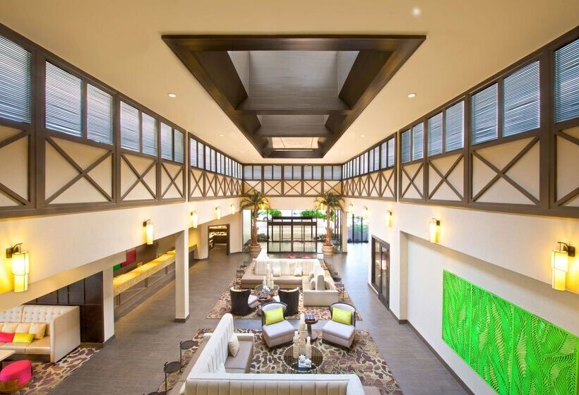 בית מלון כפרי Hilton Tampa Airport Westshore