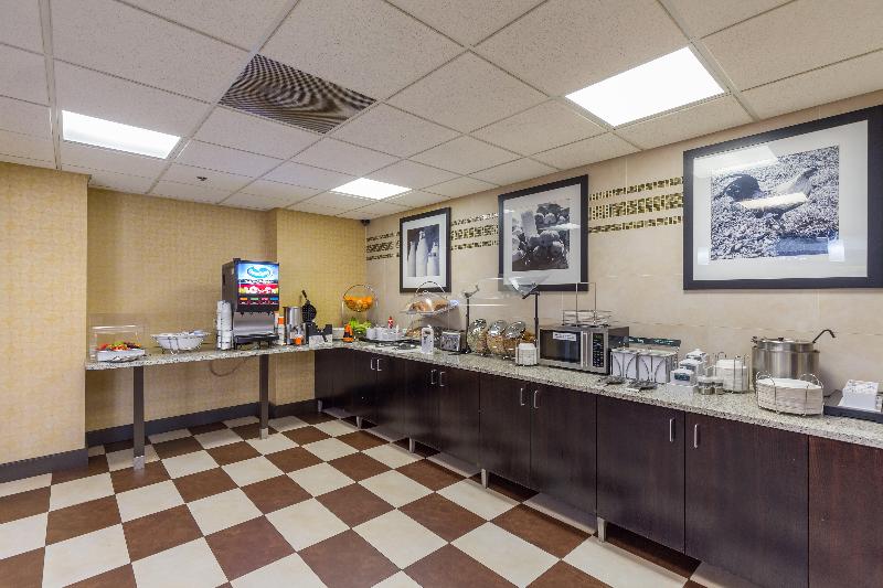 فندق Hilton Tampa Airport Westshore