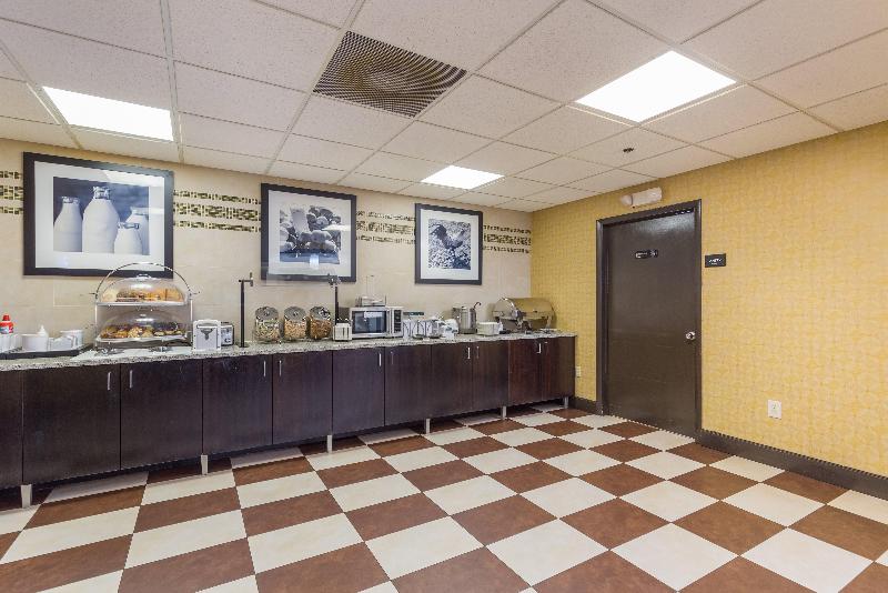 בית מלון כפרי Hilton Tampa Airport Westshore