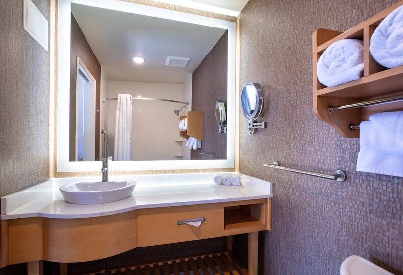 فندق Holiday Inn Express Monterey   Cannery Row, An Ihg