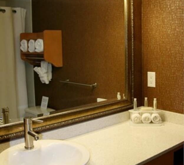 فندق Holiday Inn Express Monterey   Cannery Row, An Ihg