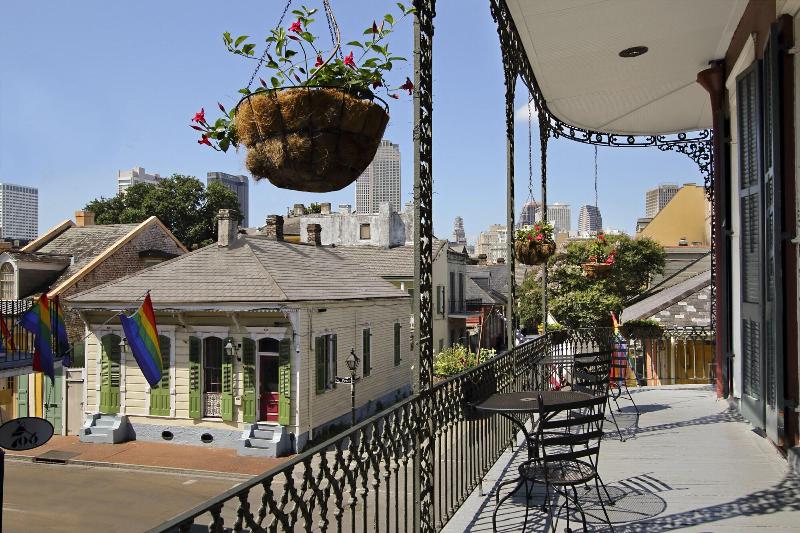 هتل Inn On St. Peter, A French Quarter Guest Houses Property